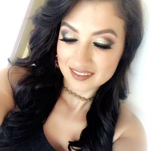 Meet your Posher, Nora